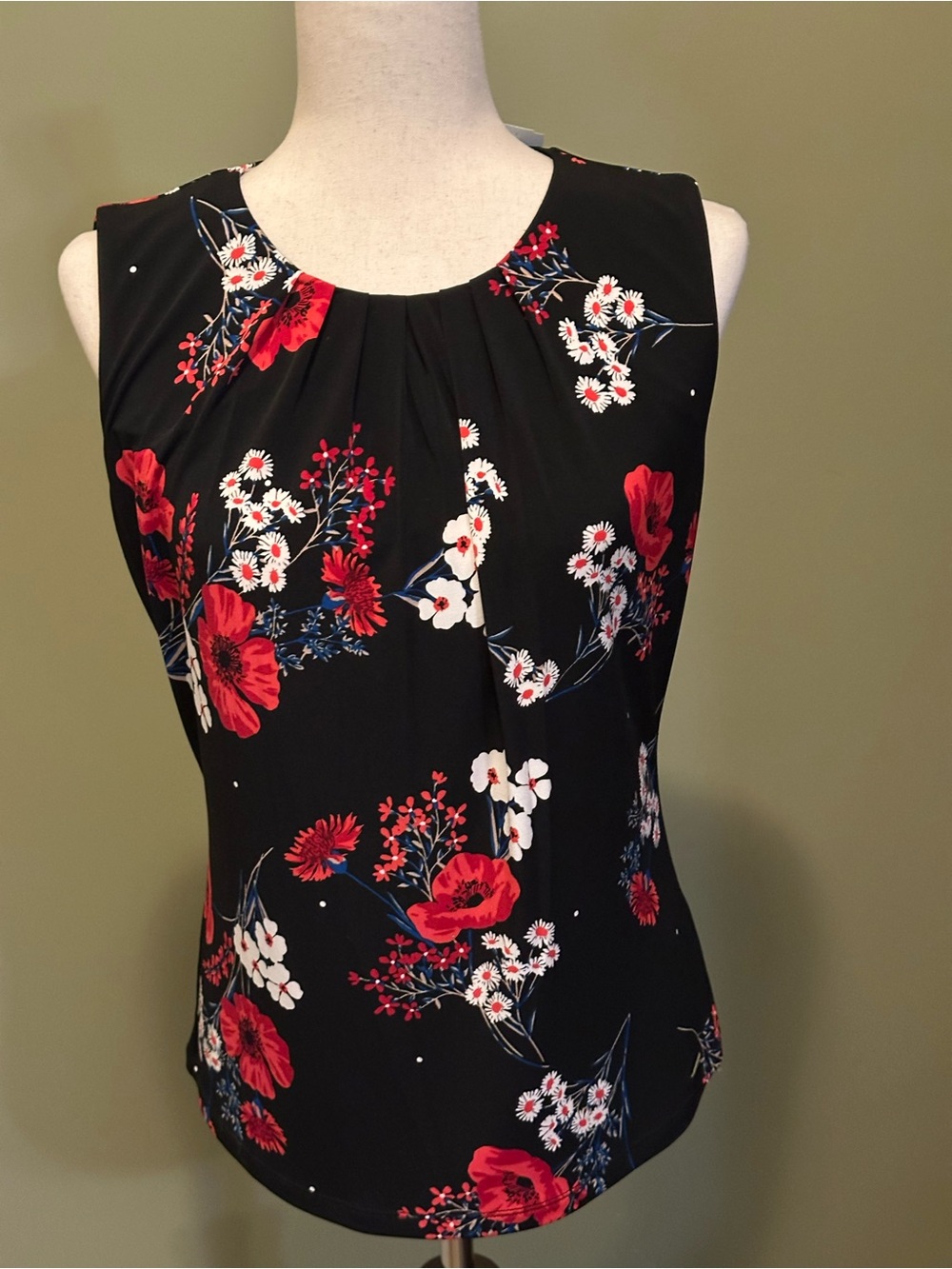 Calvin Klein Black Sleeveless Floral Pleated Neck Camisole